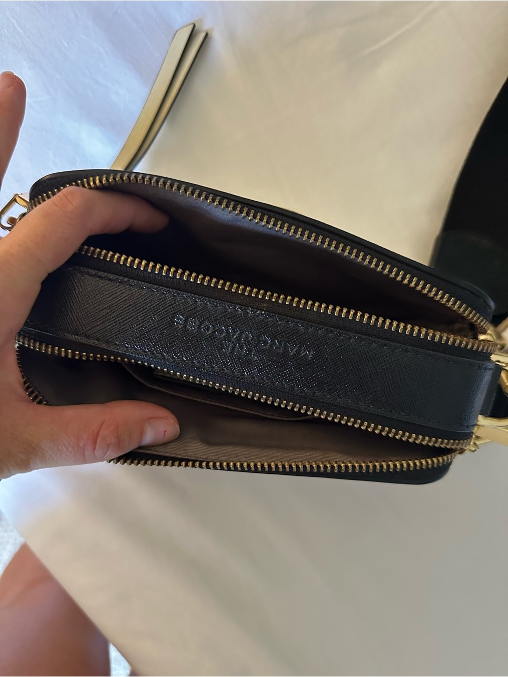 Marc Jacobs Cream Snapshot Camera Crossbody with Striped Black Strap - Picture 6 of 9